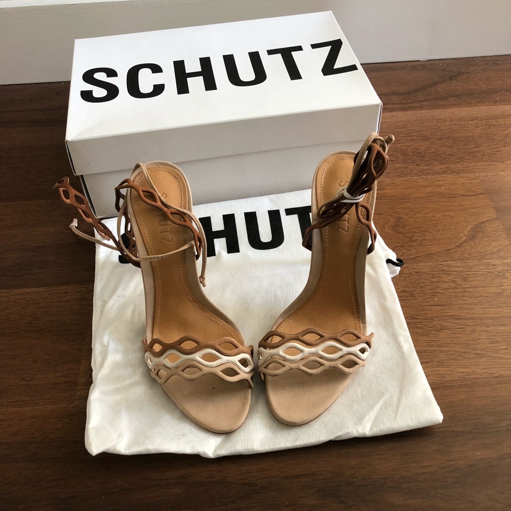 NEW - Schutz - Jaffy Wrap Sandal size 6.5